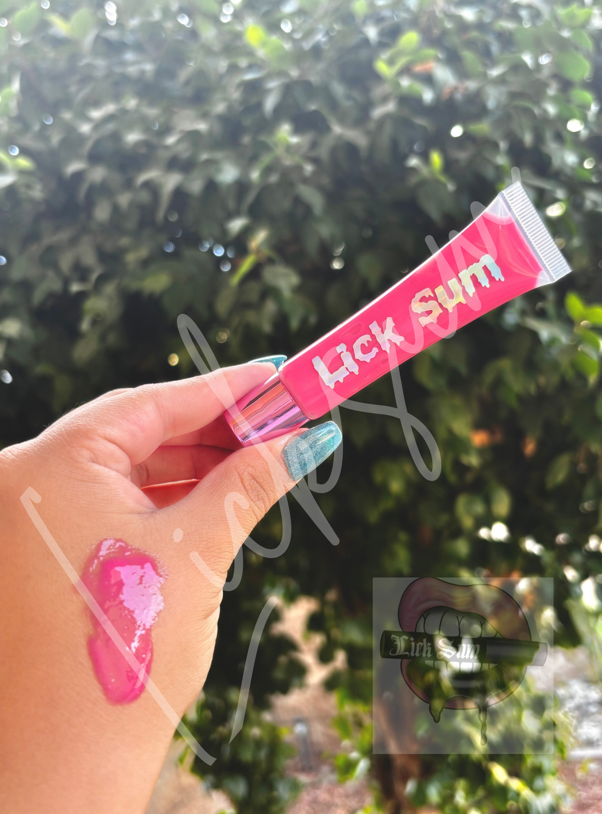 Tinted pink gloss
