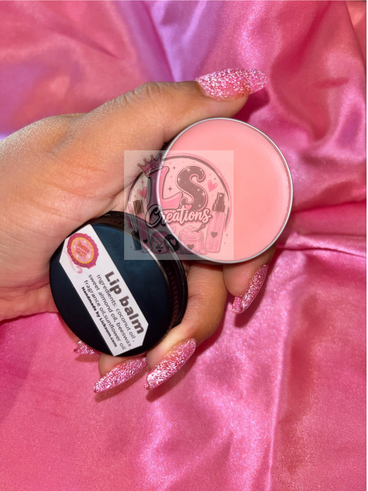Lip balm tins